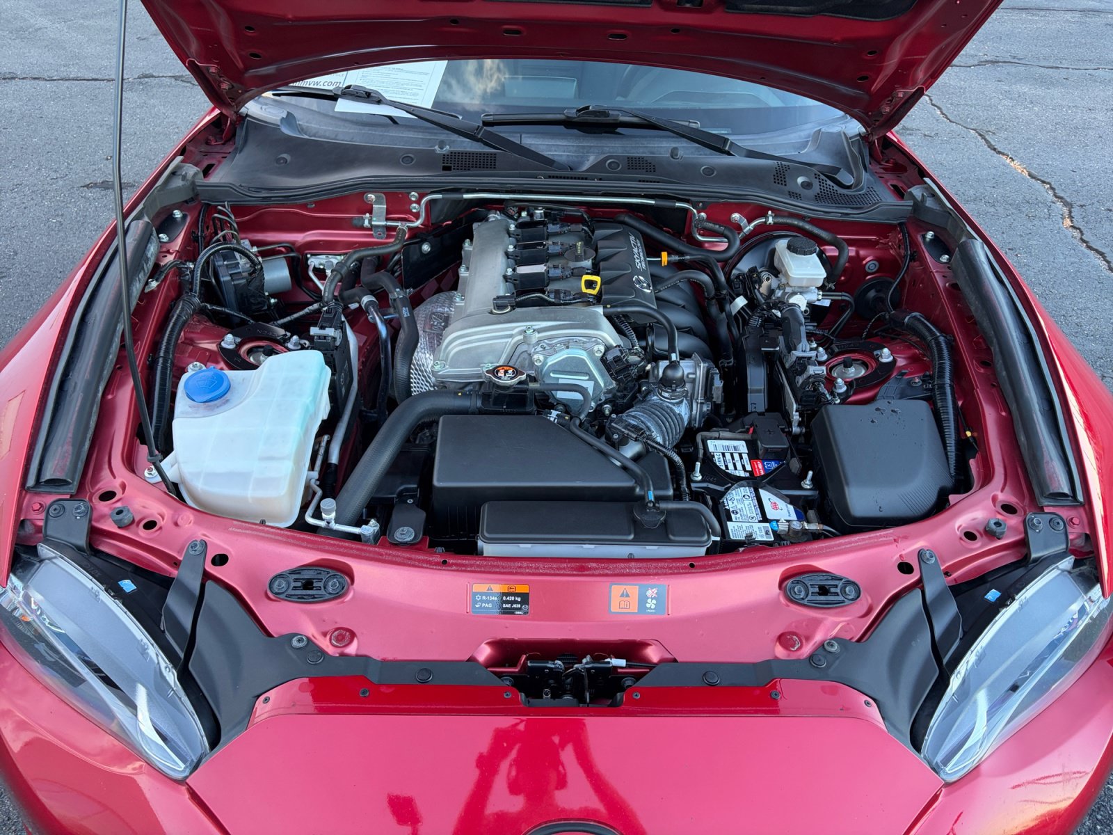 Used 2016 MAZDA MX-5 Miata Sport RWD image 21