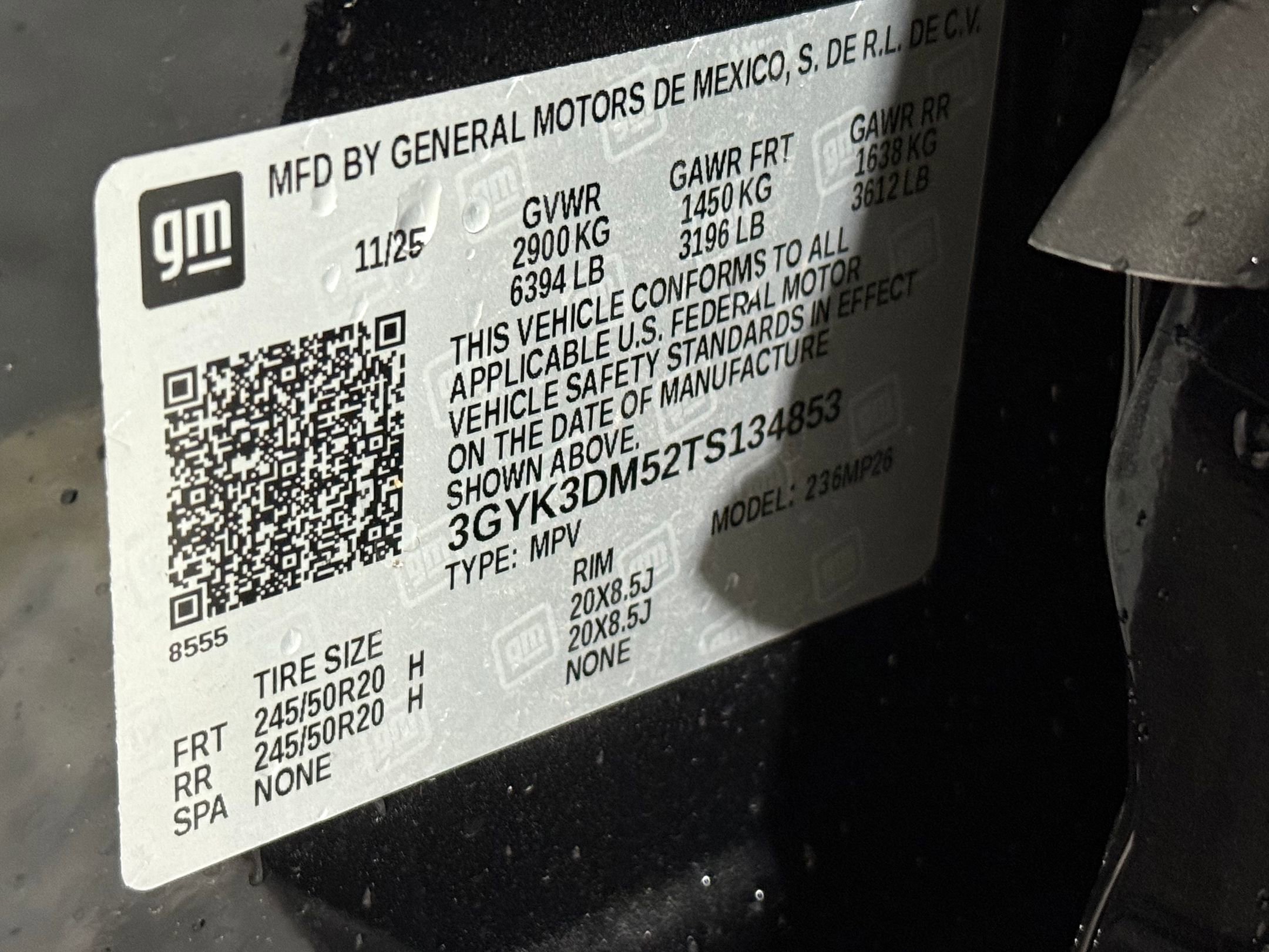 New 2026 Cadillac Optiq Luxury 2 image 53