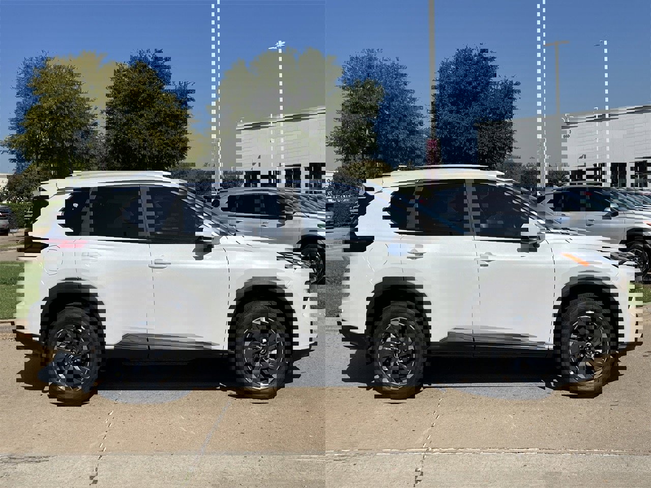 New 2026 Nissan Rogue SV w/ SV Premium Package image 3