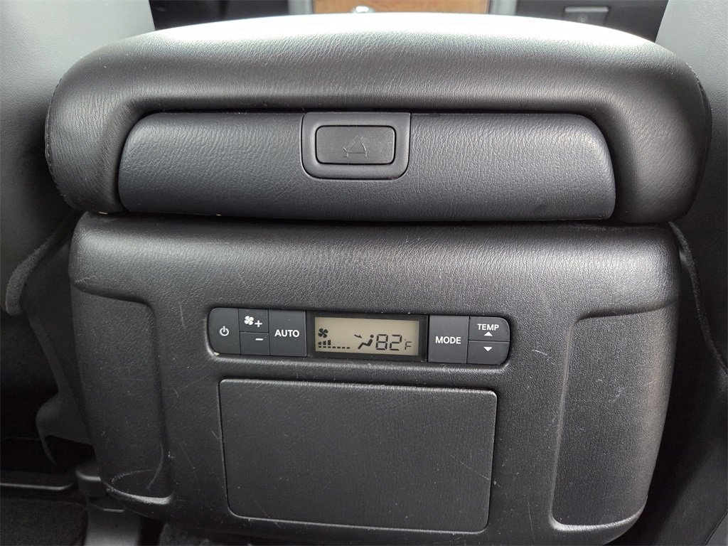 Used 2021 Nissan Armada SL w/ Captain's Chairs Package image 19