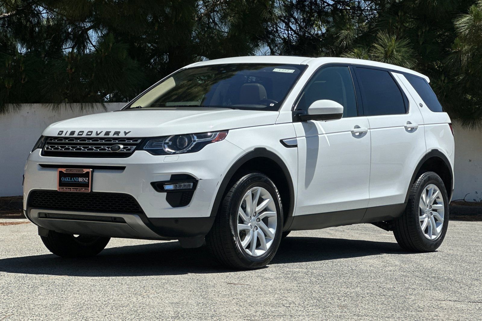 Used 2019 Land Rover Discovery Sport HSE image 8