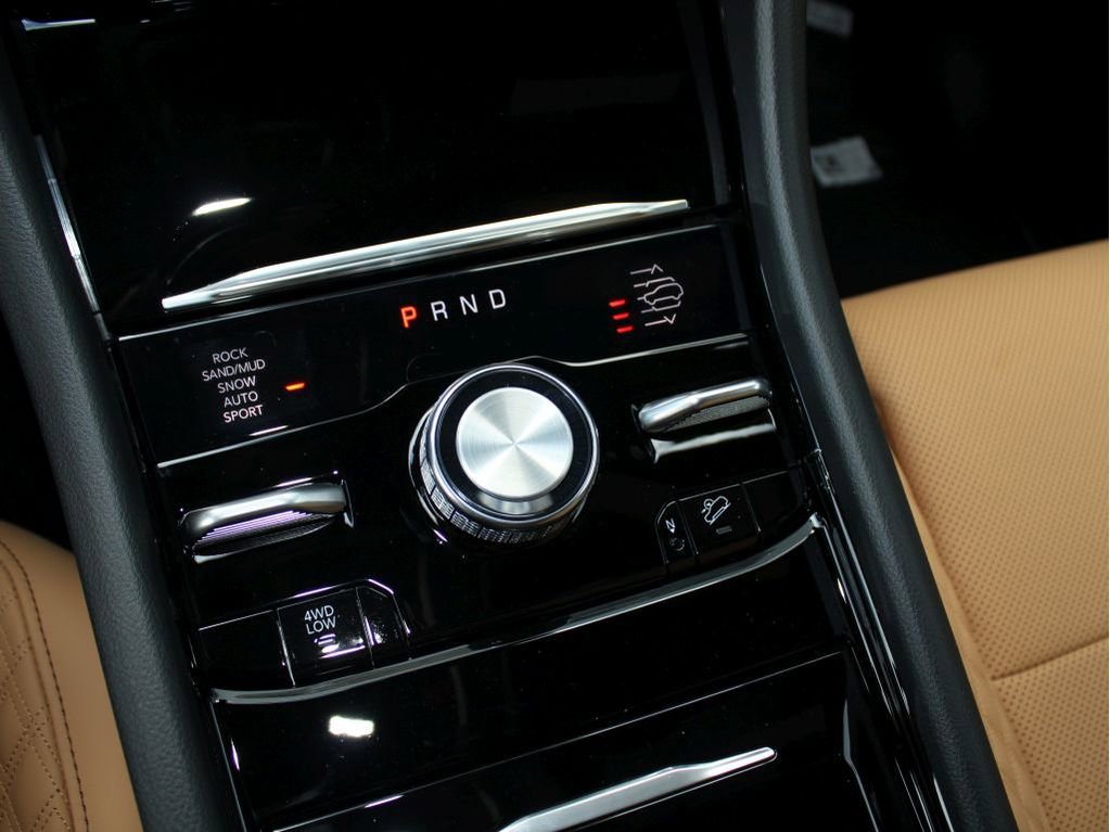 New 2025 Jeep Grand Cherokee Summit image 20