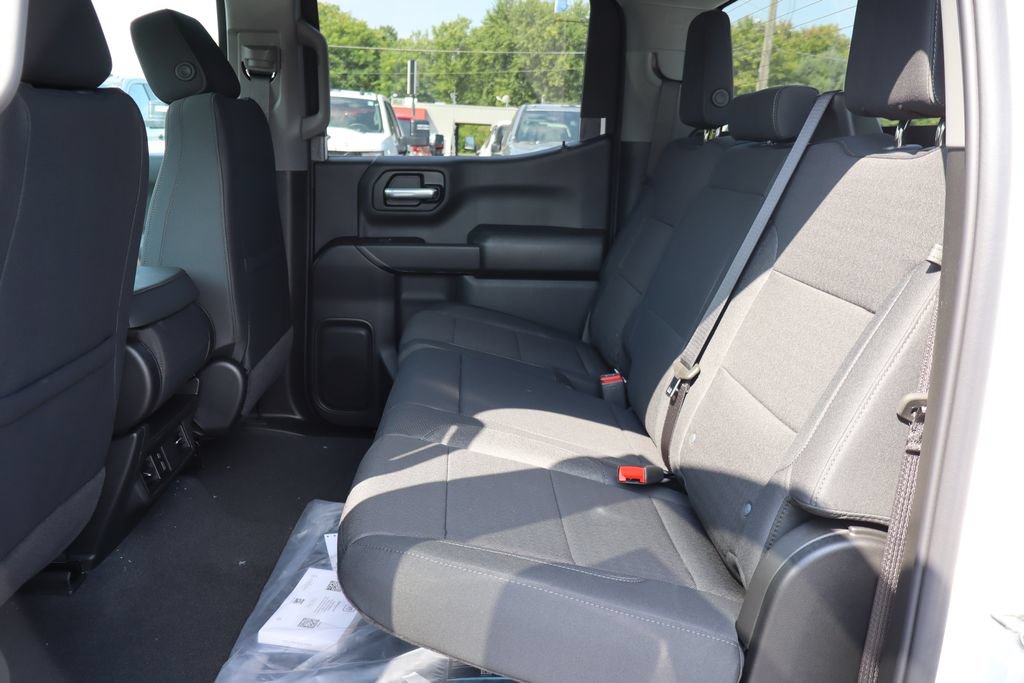 New 2026 Chevrolet Silverado 1500 Custom AWD/4WD image 17