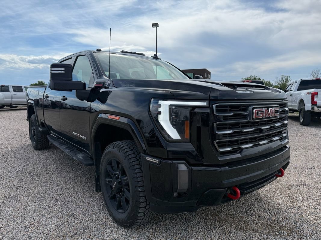 Used 2024 GMC Sierra 3500 AT4 w/ AT4 Premium Plus Package AWD/4WD image 1