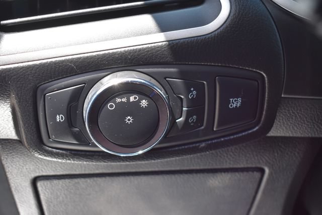 Used 2019 Ford Edge SEL w/ Equipment Group 201A AWD/4WD image 18