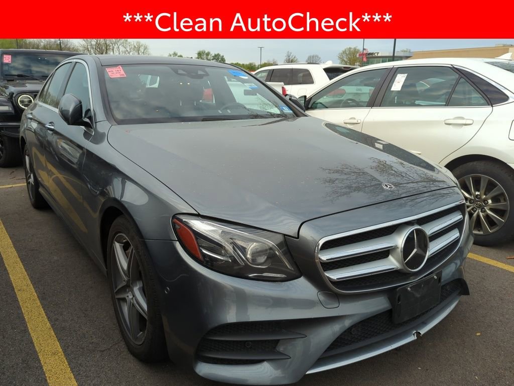 Used 2020 Mercedes-Benz E 450 4MATIC Sedan image 3