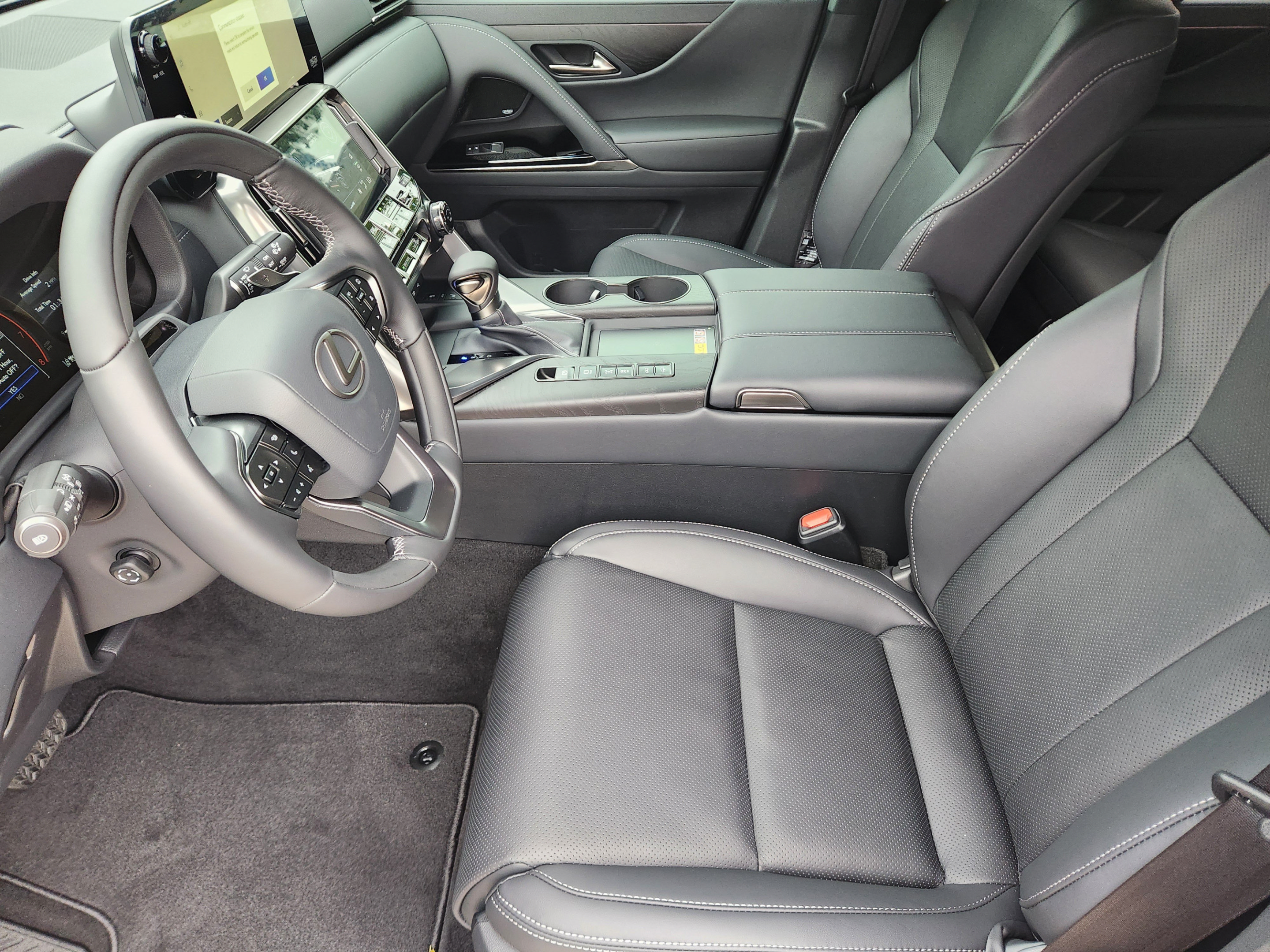 New 2026 Lexus LX 600 4WD w/ Appearance Package image 5