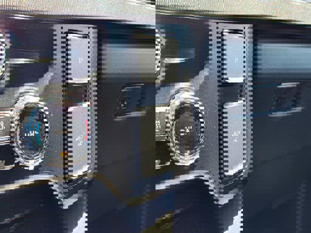 New 2025 Ford F350 Platinum image 48