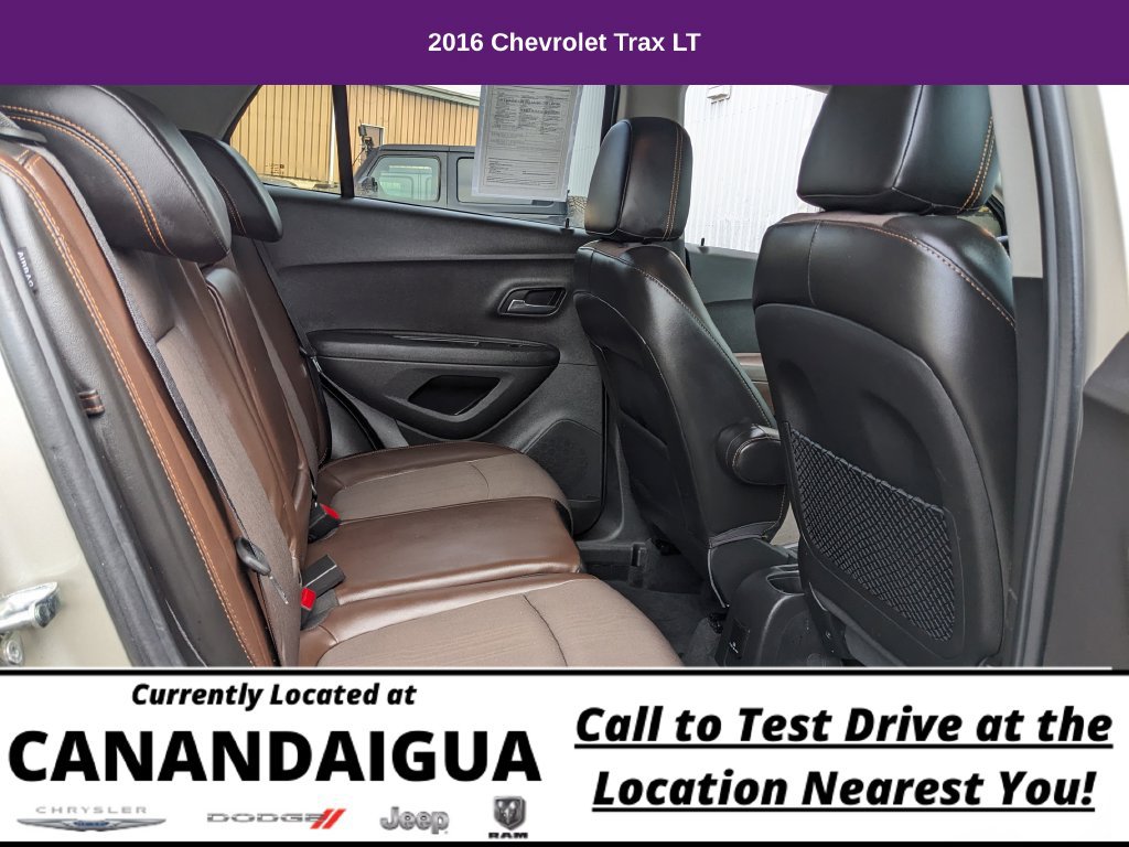 Used 2016 Chevrolet Trax LT w/ LT Convenience Package AWD/4WD image 13
