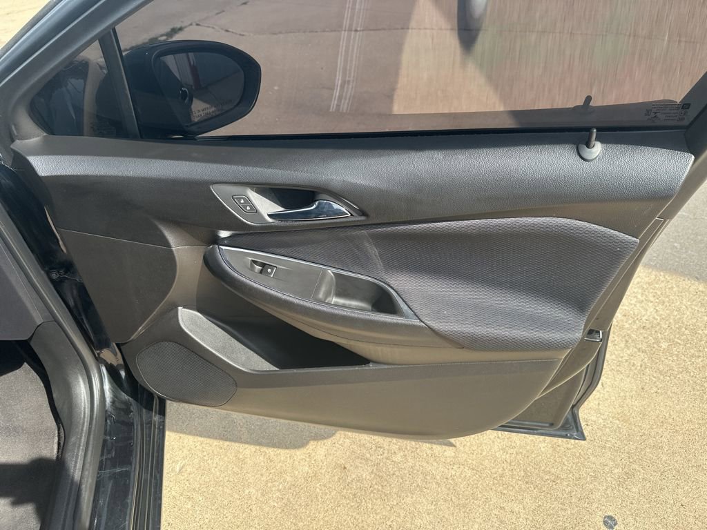 Used 2019 Chevrolet Cruze LS w/ LS Convenience Package image 65