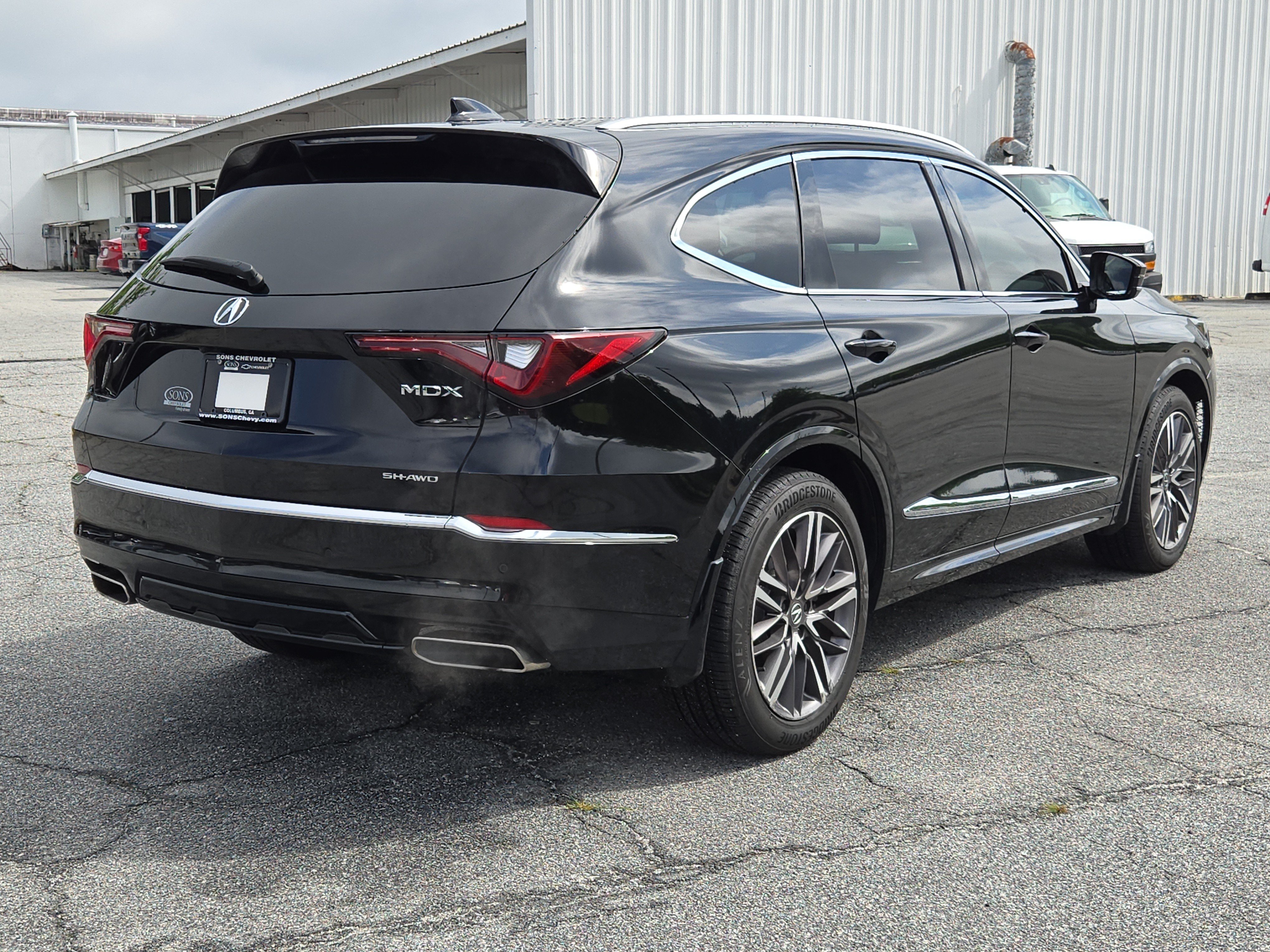 Used 2025 Acura MDX SH-AWD w/ Advance Package image 9