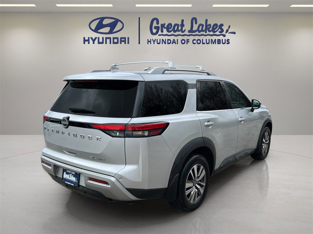 Used 2022 Nissan Pathfinder SL image 5
