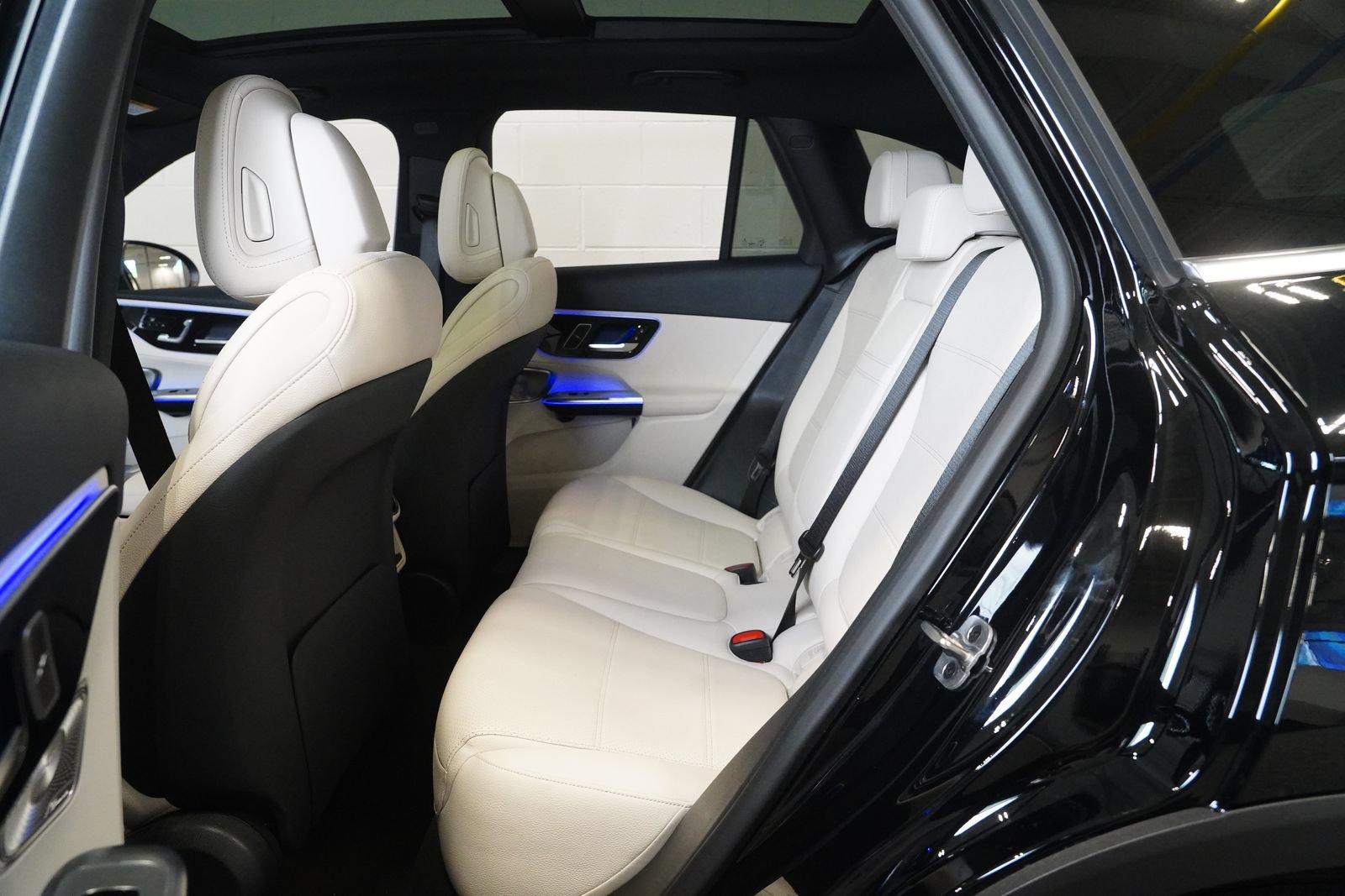 Certified 2026 Mercedes-Benz GLC 300 4MATIC image 13