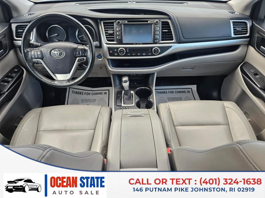 Used 2017 Toyota Highlander XLE image 15