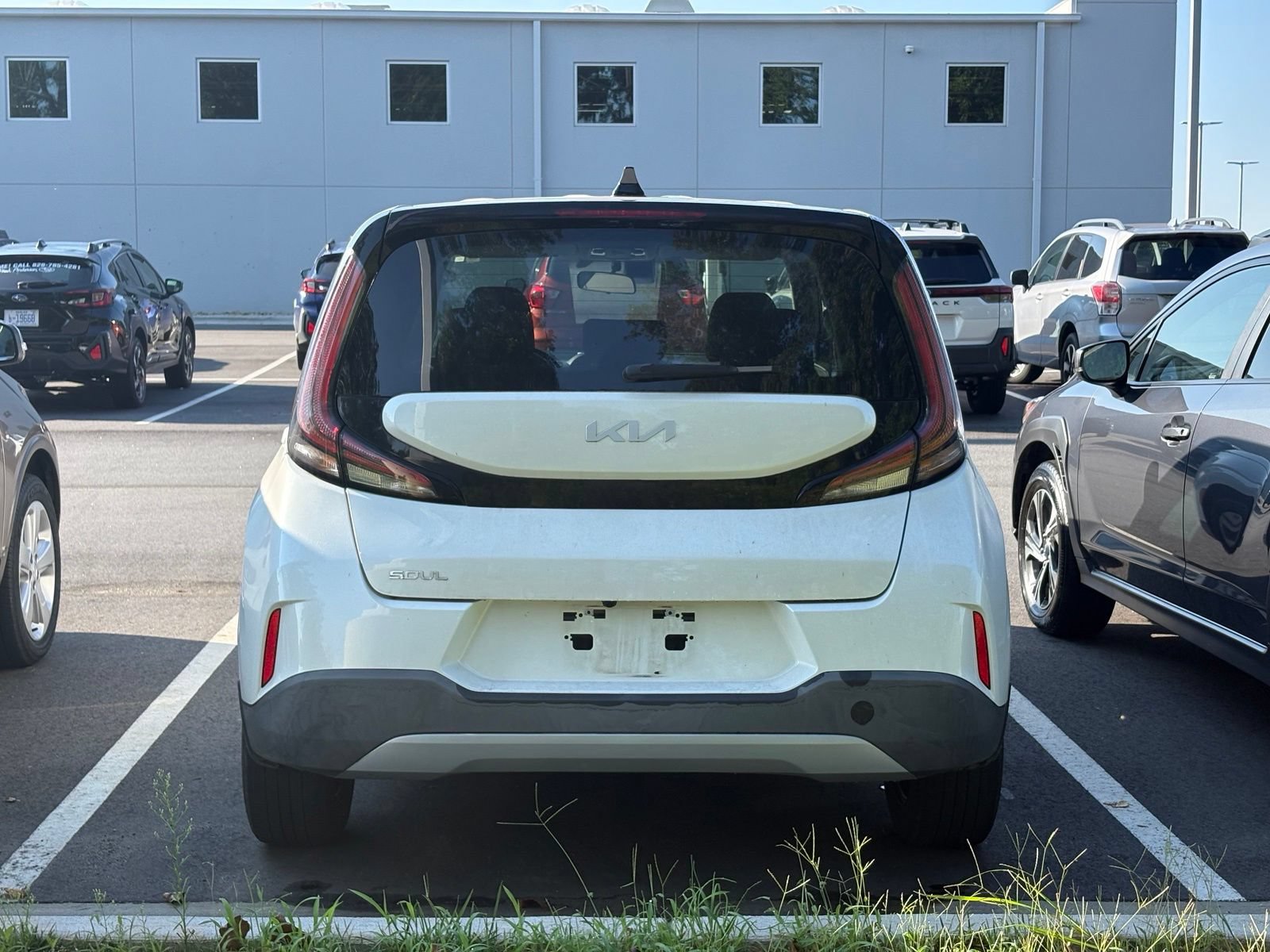 Used 2024 Kia Soul LX FWD image 5