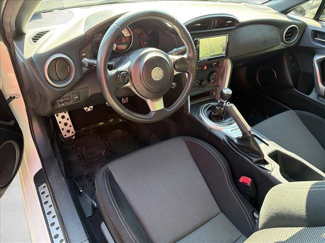 Used 2018 Toyota 86 RWD image 14
