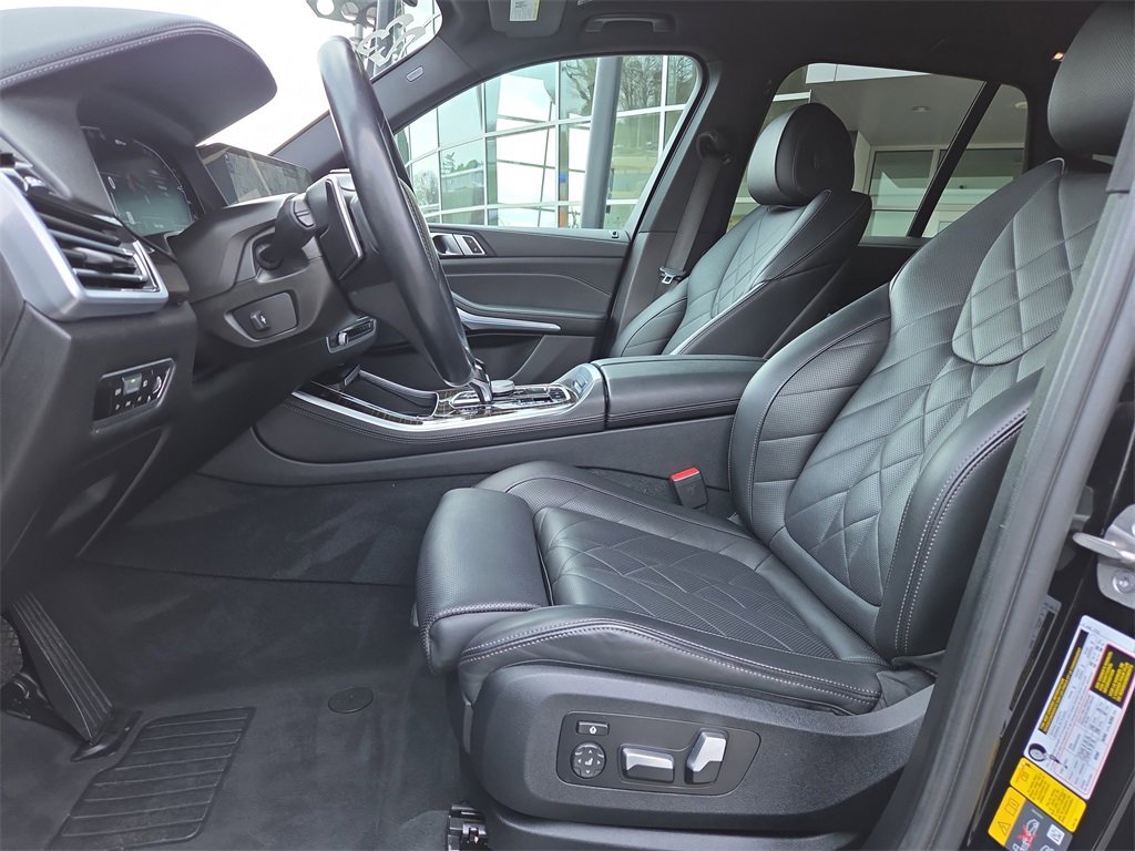 Used 2023 BMW X5 xDrive45e image 10