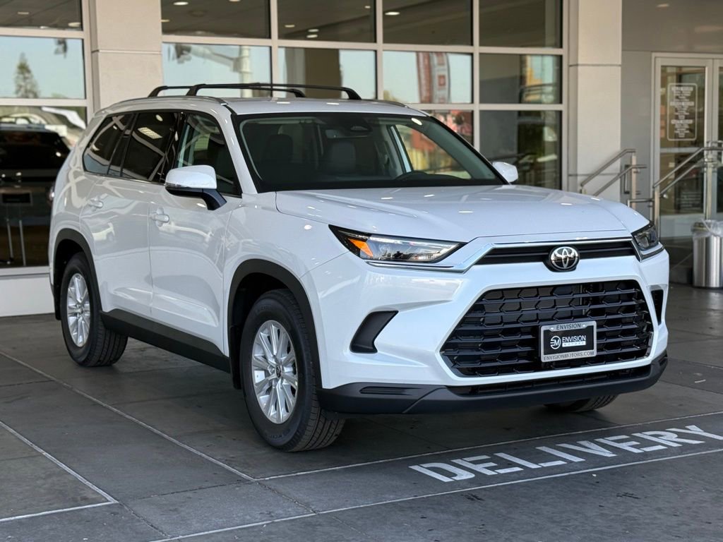 New 2026 Toyota Grand Highlander XLE image 6