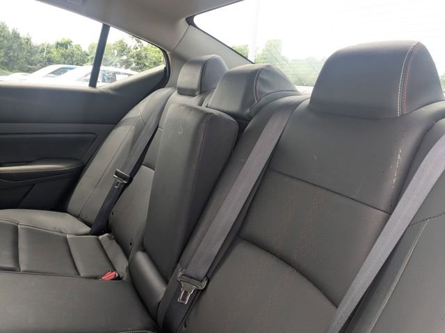Used 2024 Nissan Altima 2.0 SR FWD image 27