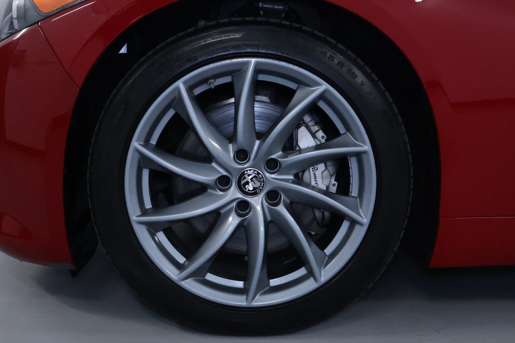 Used 2023 Alfa Romeo Giulia Sprint image 37