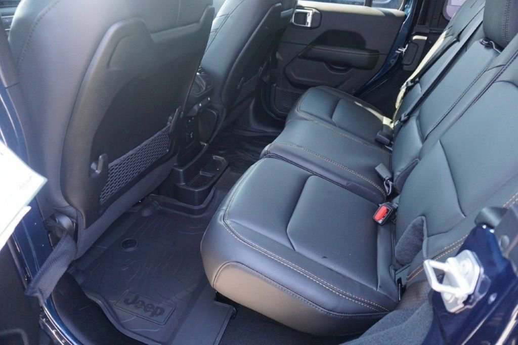 New 2025 Jeep Wrangler Unlimited Sahara image 29