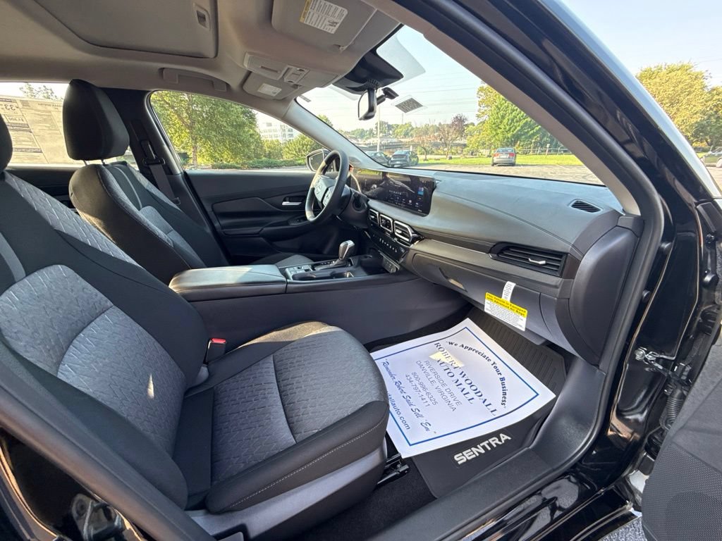 New 2026 Nissan Sentra SV w/ SV Convenience Package FWD image 10