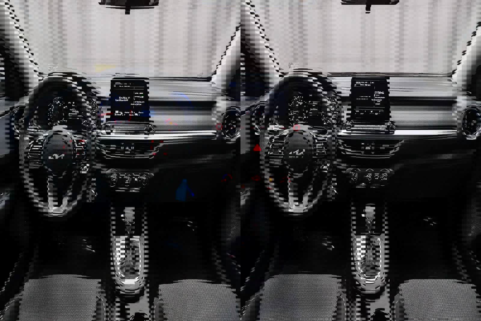 Used 2023 Kia Forte LXS w/ LXS Technology Package image 13