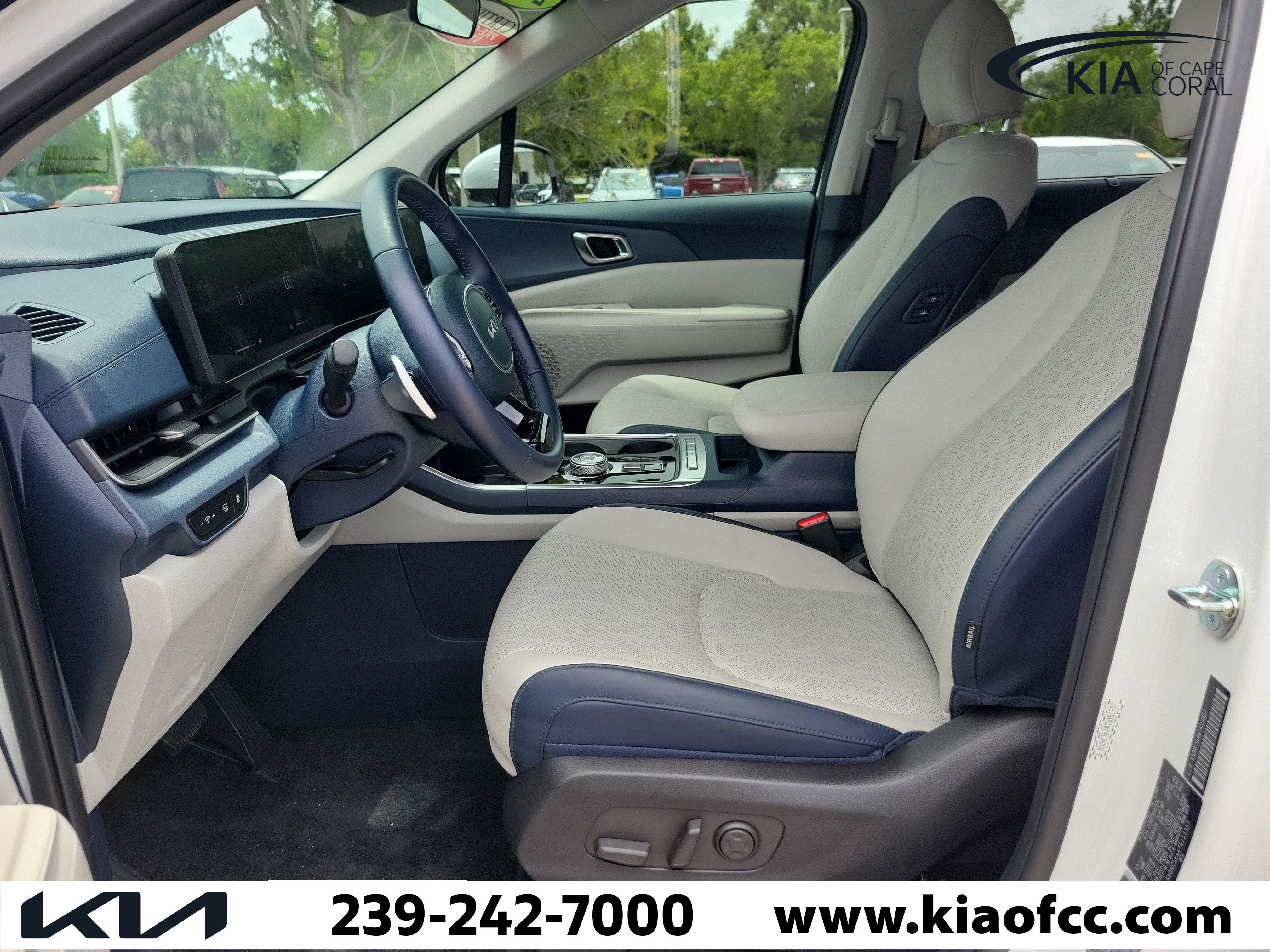 Certified 2026 Kia Carnival EX FWD image 23