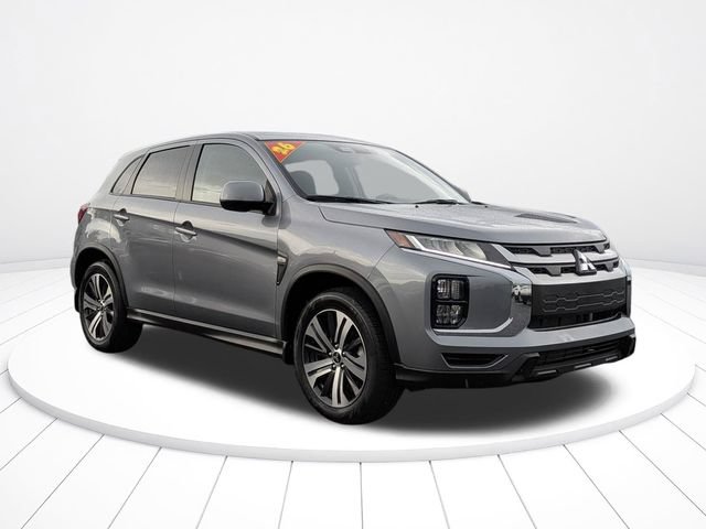 Used 2026 Mitsubishi Outlander Sport ES AWD/4WD image 2