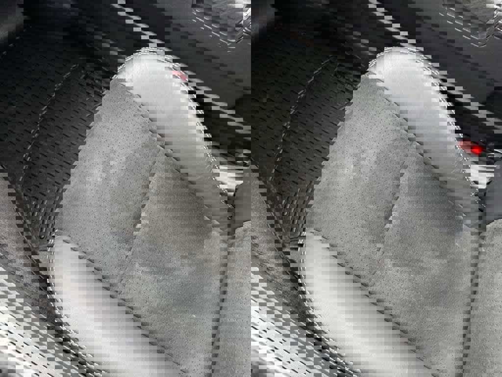 Used 2009 Dodge Challenger SRT8 w/ SRT Option Group II image 22