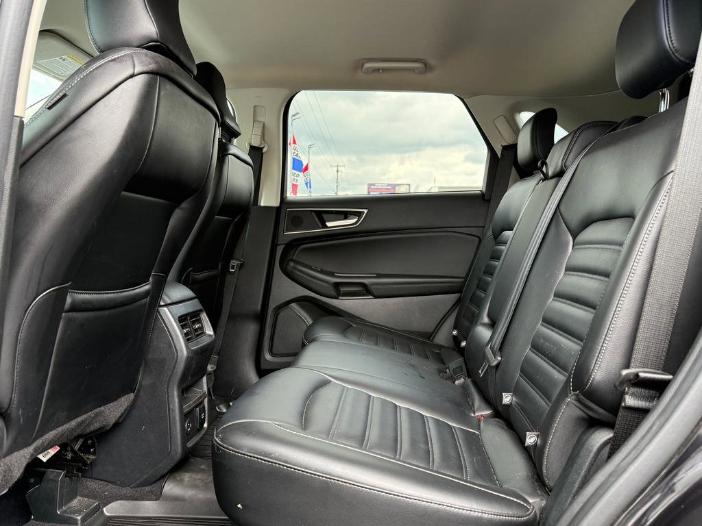 Used 2022 Ford Edge SEL w/ Convenience Package AWD/4WD image 11