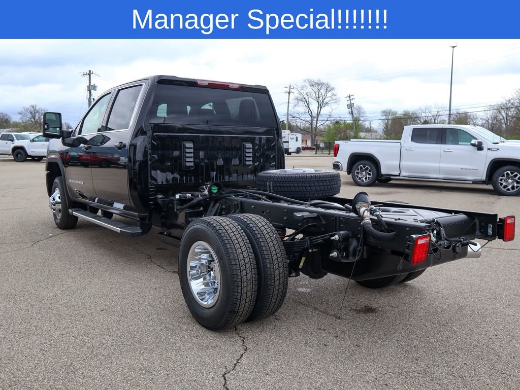 New 2026 GMC Sierra 3500 SLE AWD/4WD image 5