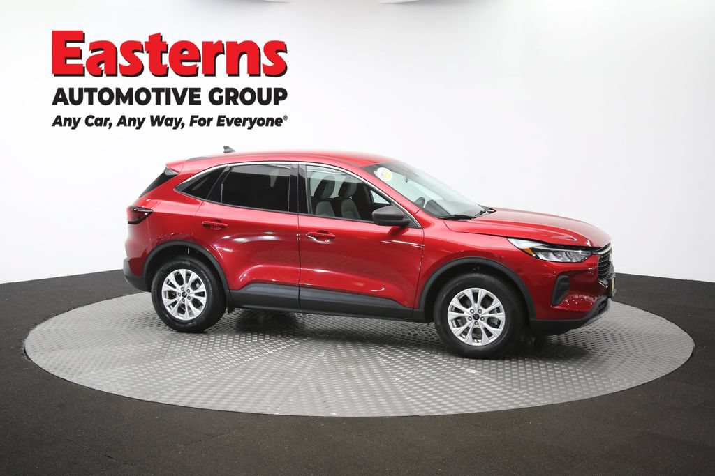 Used 2023 Ford Escape Active AWD/4WD image 47