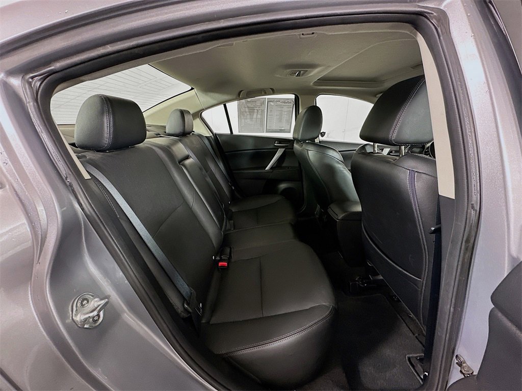 Used 2012 MAZDA MAZDA3 i Grand Touring w/ Tech Pkg image 25