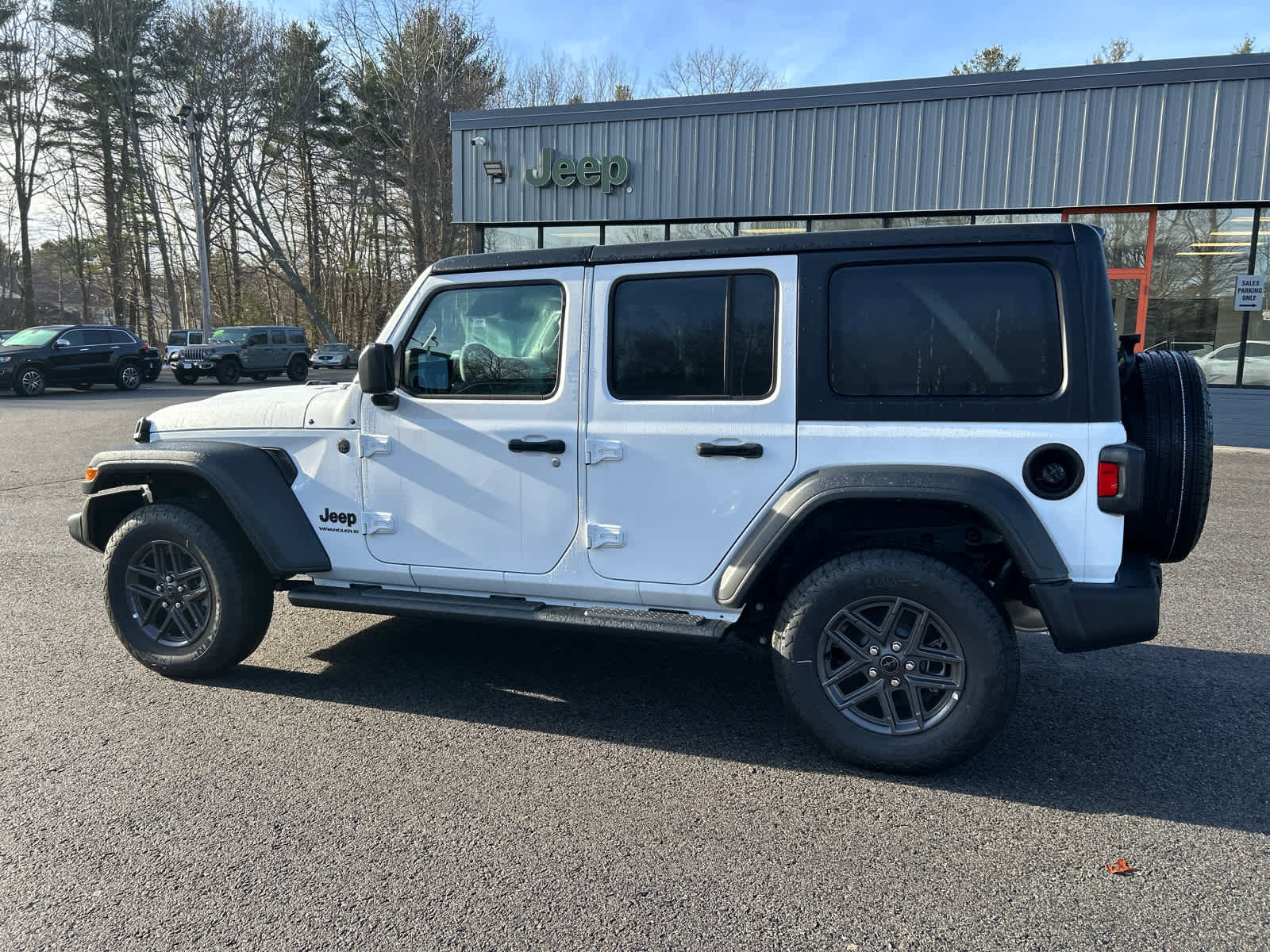 New 2025 Jeep Wrangler Sport S image 10