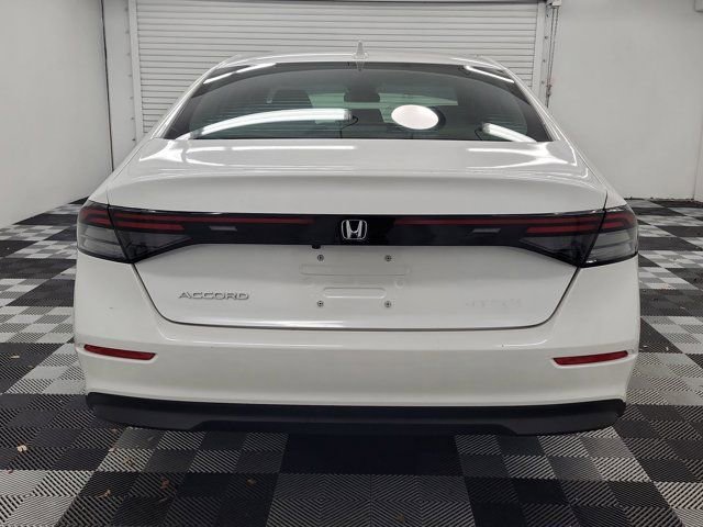 Certified 2023 Honda Accord EX image 5