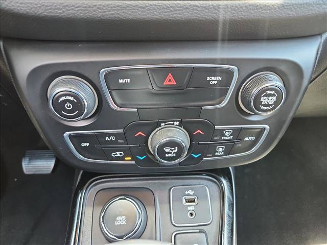 Used 2018 Jeep Compass Limited AWD/4WD image 20