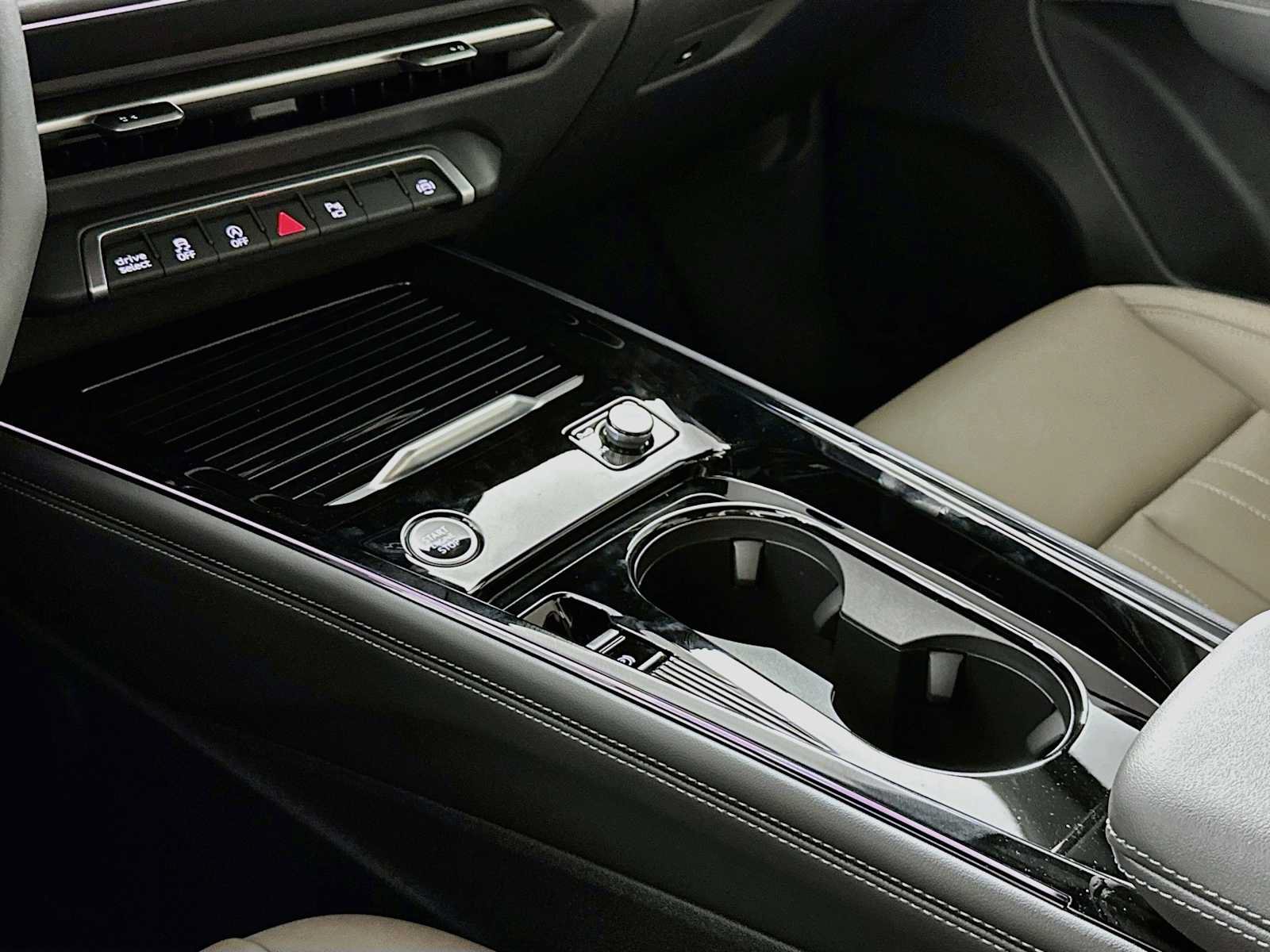New 2026 Audi Q3 quattro 2.0T AWD/4WD image 16