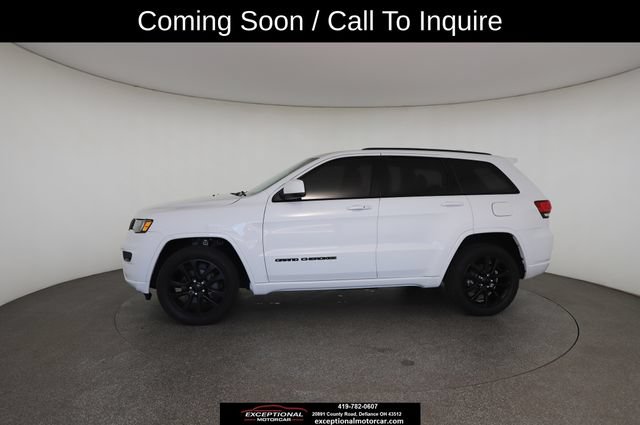 Used 2020 Jeep Grand Cherokee Altitude AWD/4WD image 6