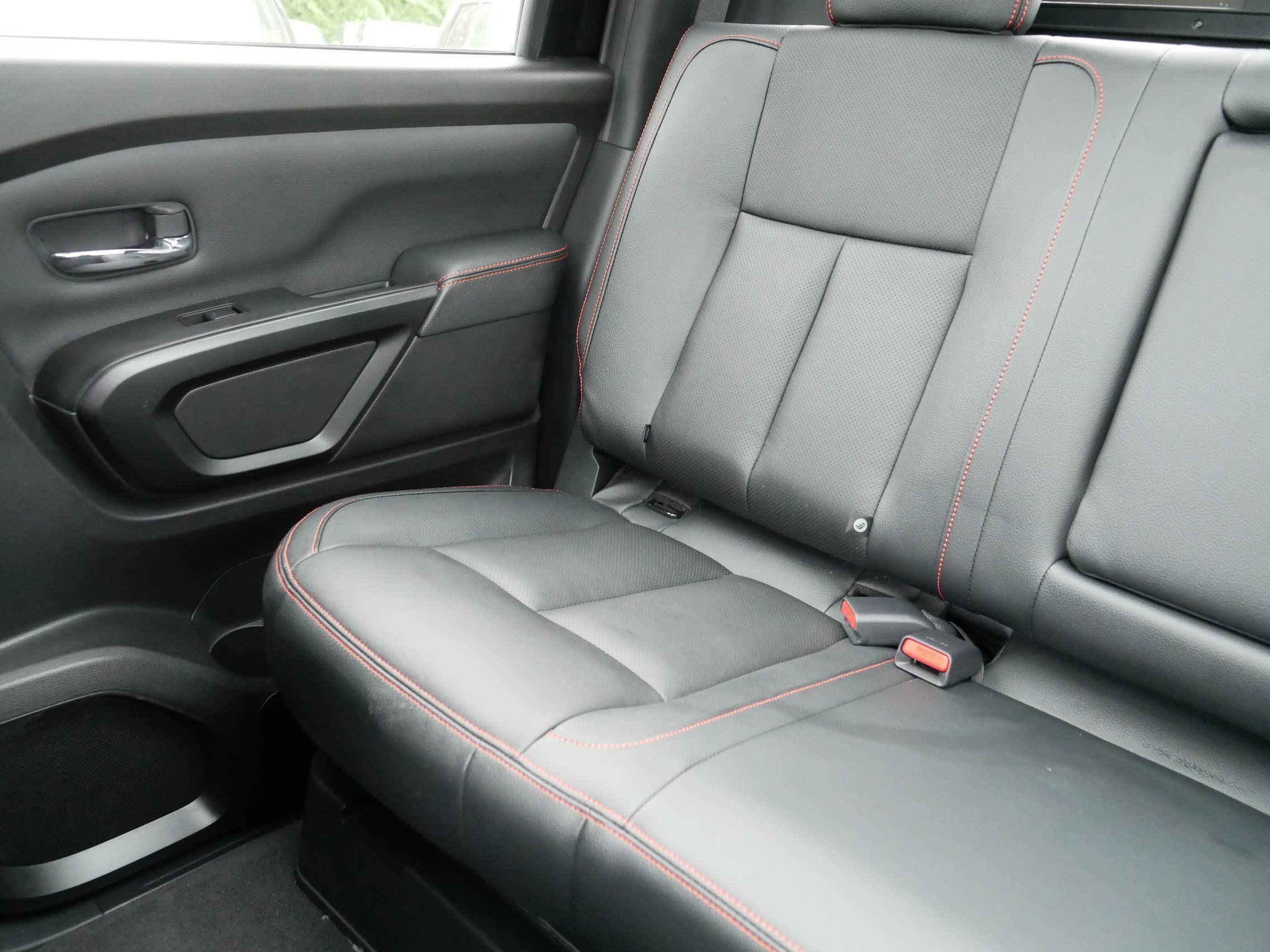 Certified 2024 Nissan Titan PRO-4X w/ Pro-4x Convenience Package AWD/4WD image 12