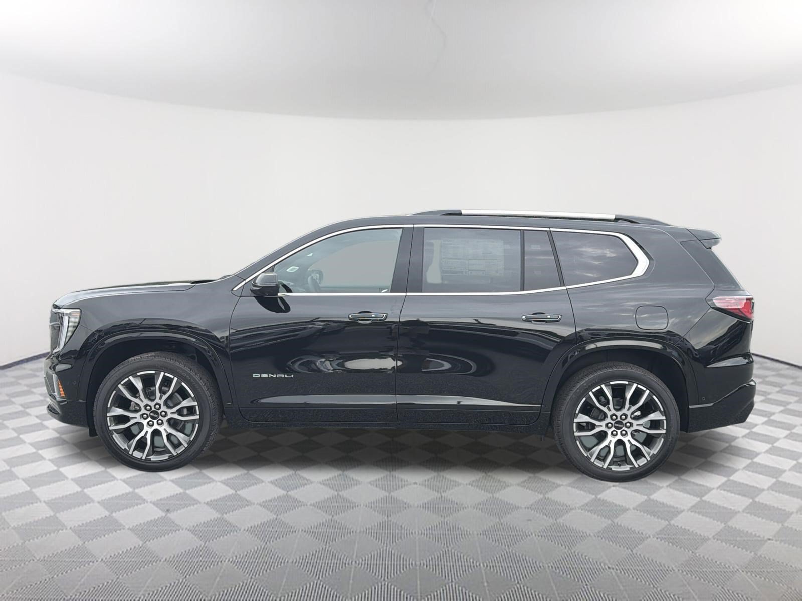 New 2027 GMC Acadia Denali Ultimate w/ LPO, Floor Liner Package FWD image 9