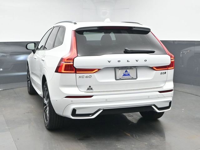 Used 2024 Volvo XC60 B5 Plus w/ Protection Package Premier image 7