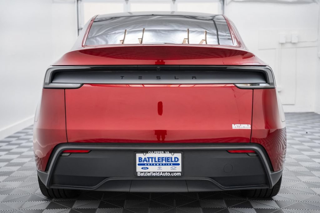 Used 2026 Tesla Model Y 2WD image 6