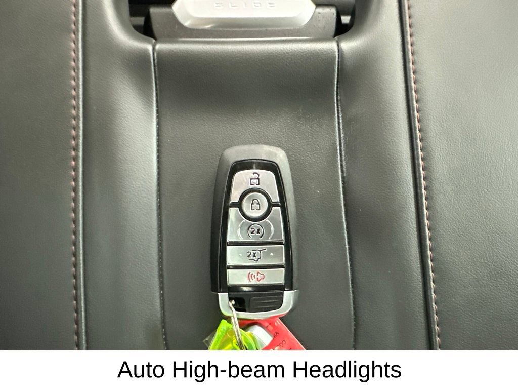 Used 2025 Ford Expedition Active AWD/4WD image 42