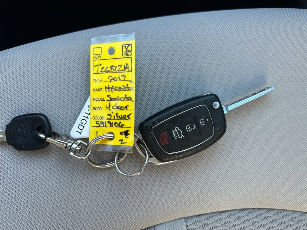 Used 2017 Hyundai Sonata SE image 28
