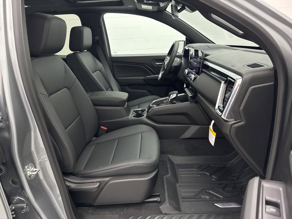 New 2025 GMC Canyon Elevation w/ Convenience Package image 56