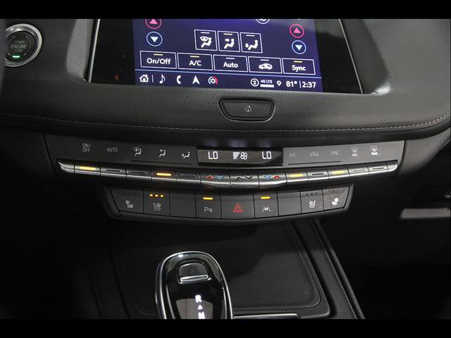 Certified 2022 Cadillac XT4 Premium Luxury w/ Technology Package AWD/4WD image 16