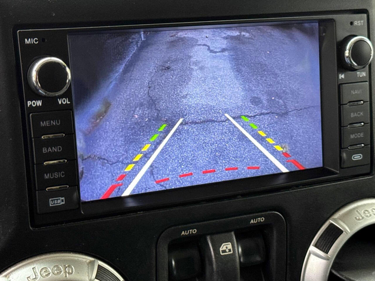 Used 2012 Jeep Wrangler Sahara image 16