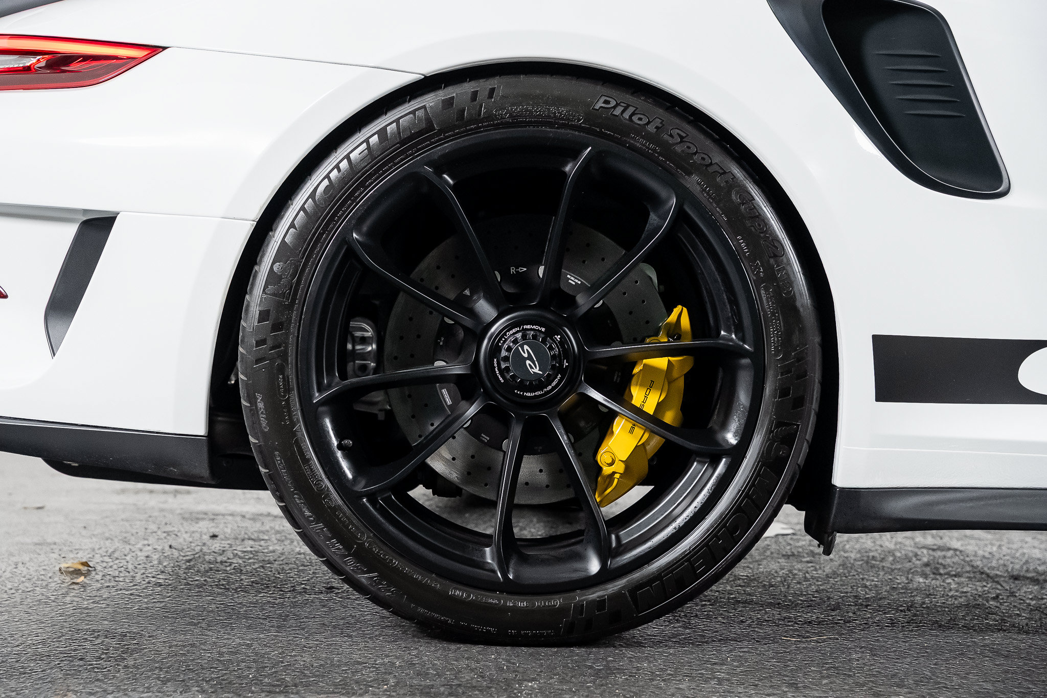 Used 2019 Porsche 911 GT3 RS RWD image 44
