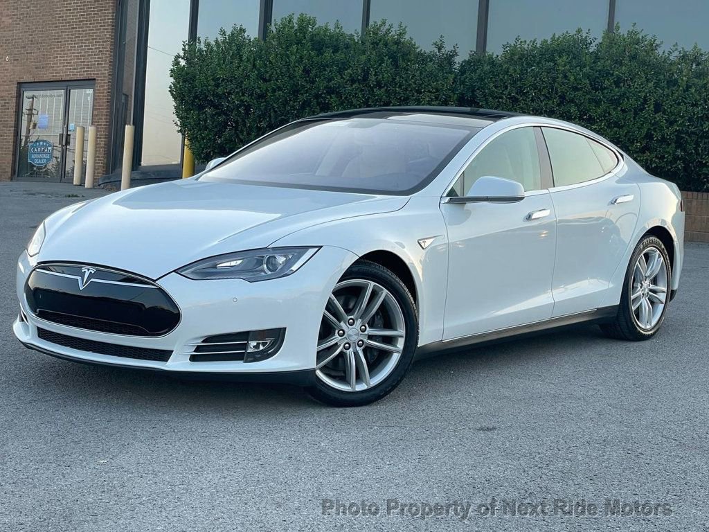 Used 2014 Tesla Model S 85 RWD image 23